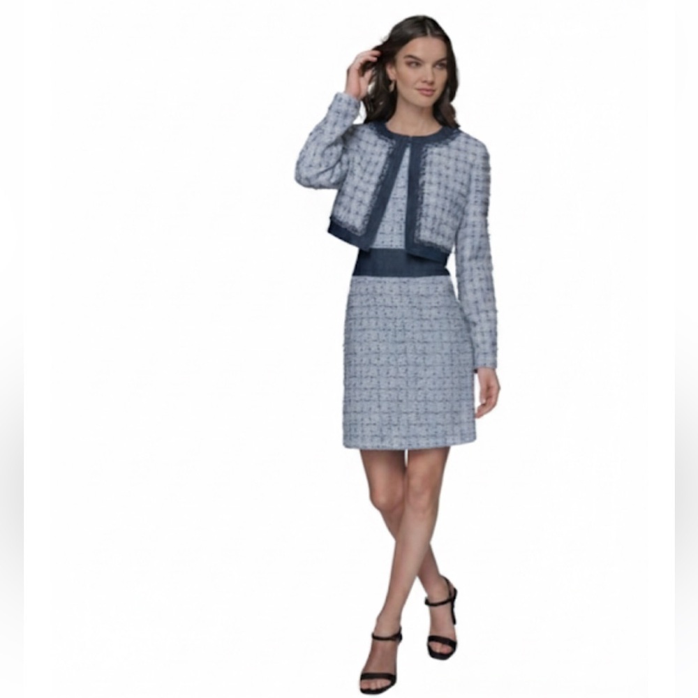 NWT Karl Lagerfeld Cropped Tweed Boucle Jacket Blue/White Metallic Trim Size 12 - Picture 2 of 12